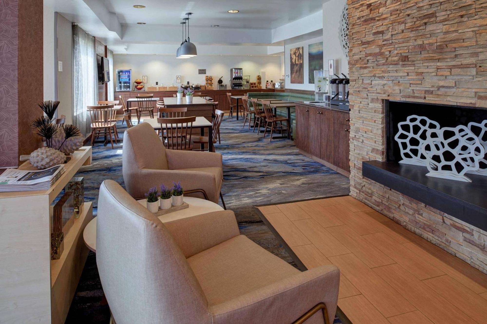Fairfield Inn By Marriott Kalamazoo West Eksteriør bilde